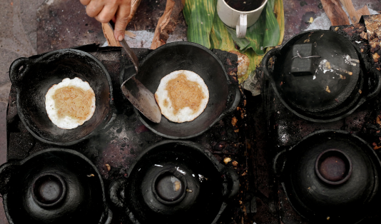 Pancake Khas Indonesia, 3 di Antaranya Jadi yang Terenak di Dunia 1 serabi,