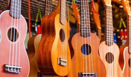 ukulele,