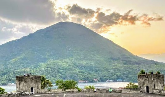Eksplor 4 Tempat Wisata di Kepulauan Banda, Yuk! 4 Tempat Wisata di Kepulauan Banda Benteng Belgica