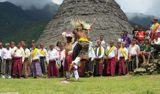 Eksotisme Desa Wae Rebo Raih Peringkat Dua Desa Terindah di Dunia 3 desa wae rebo, upacara penti,