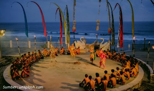 Sejarah Tari Kecak yang Menginspirasi Soundtrack Film Avatar: The Last Airbender 2 Sejarah Tari Kecak