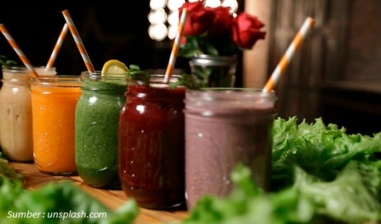 Alternatif Kopi agar Tidak Ngantuk Smoothie Buah dan Sayur