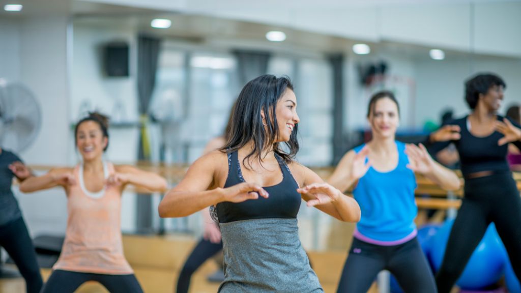 Manfaat Zumba, Aerobik, dan Yoga: Kenali Manfaatnya! Manfaat Zumba, Aerobik, dan Yoga: Kenali Manfaatnya!