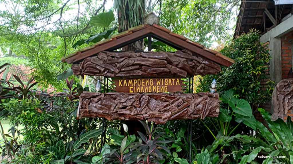 Menyusuri Jejak Sejarah dan Kebudayaan di Kampung Wisata Cinangneng Menyusuri Jejak Sejarah dan Kebudayaan di Kampung Wisata Cinangneng