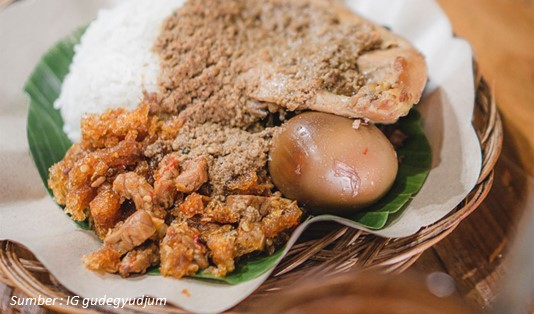 Gudeg Yu Djum