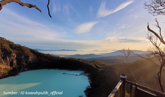 Serunya Beraktivitas di Kawah Putih Ciwidey Nan Aduhai! 4 Ragam Aktivitas Wisata