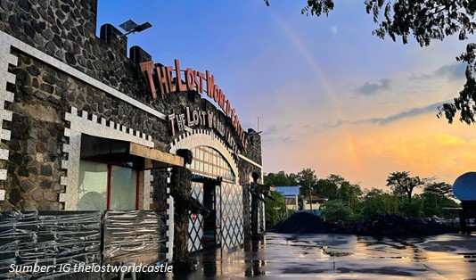 5 Wahana The Lost World Castle Sleman, Asyiknya Menjelajahi Negeri Dongeng 2 Tiket Masuk The Lost World Castle Sleman