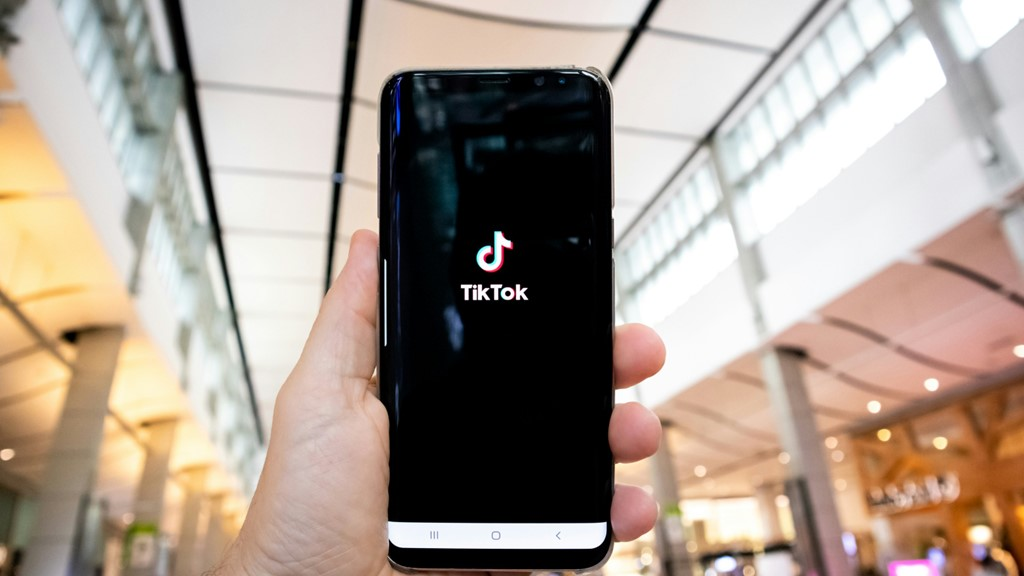 8 Cara Jadi Konten Kreator Tiktok Pemula, Inilah Saatnya! cara jadi konten kreator tiktok pemula