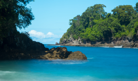 green bay, teluk hijau banyuwwangi