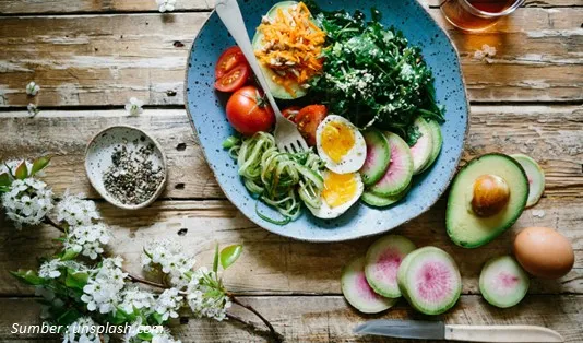5 Rahasia Menjaga Berat Badan Ideal dengan Makanan Rendah Kalori 3 Tips Menjaga Berat Badan Ideal dengan Makanan Rendah Kalori