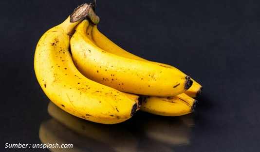 Daftar 7 Buah Penambah Darah yang Baik untuk Lambung 1 buah penambah darah yang baik untuk lambung Pisang