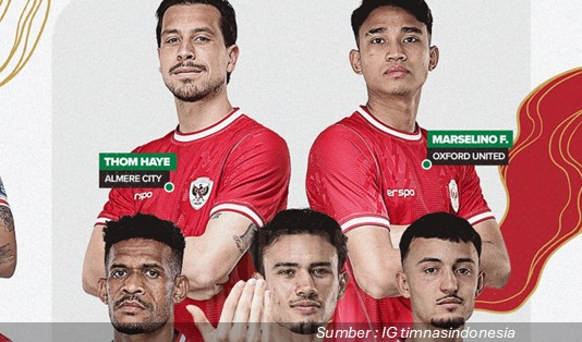 5 Pemain Tengah Timnas Indonesia yang Menjadi Maestro Lapangan Hijau 1 Daftar 5 Pemain Tengah Timnas Indonesia