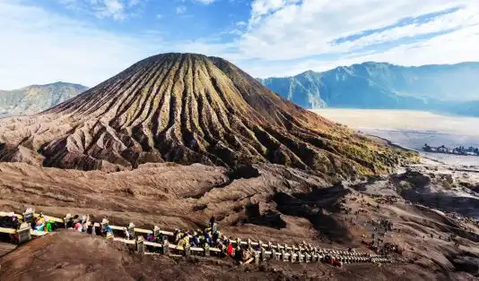 bromo, bromo tutup, gunung bromo, wisata bromo, idul fitri, nyepi