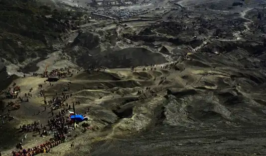 bromo, bromo tutup, gunung bromo, wisata bromo, idul fitri, nyepi