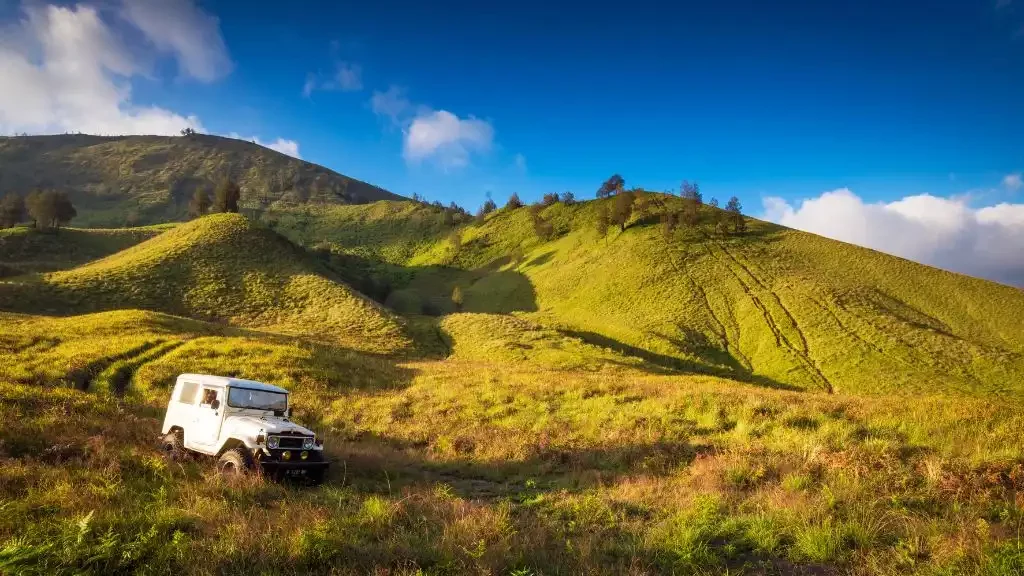 Wisata No Effort, bulan puasa, Sunrise Point Bromo, bromo, Penangkaran Rusa, Ciwidey, bandung, Merapi Lava Tour, gunung merapi, taman langit, pangalengan, dieng, wonosobo, gunung sindoro, gunung sumbing