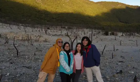 Promo Lebaran Jadi Liburan 2025 Buat Kamu yang Nggak Mudik! 3 Promo pigijo, pigijo, karimunjawa, gunung prau, gunung papandayan, Pulau pahawang, Pulau Peucang, Lebaran, lebaran jadi liburan, thr